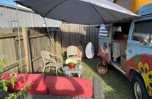 Inlet Beach Heights House | Groovy Scooby Bus