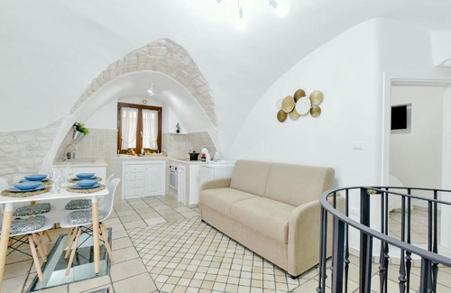 Ostuni Apartment | Grotta Antigone - 3min dal Centro Storico
