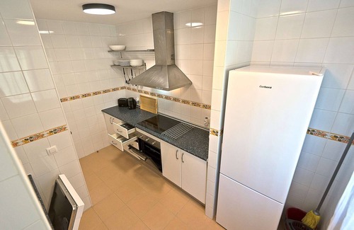 El Puerto de Santa Maria Apartment | Groundfloor Apartment with Private BBG and Direct Access to the Pools and Beach
