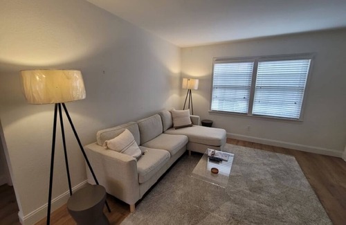 Rosewood Condo | Ground floor 2 bed, 1 bath near Fort Jackson, hospitals, USC, and downtown