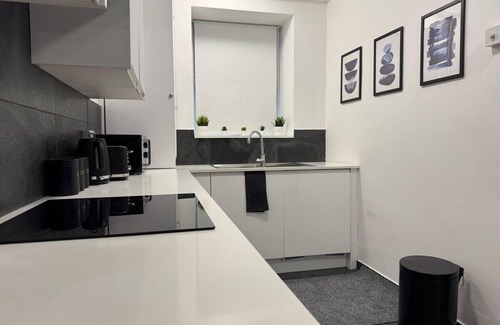 Hoxton West Apartment | Ground Floor 2-Bed Apartment In Hackney