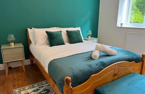 Hoxton Apartment | Ground Floor 2-Bed Apartment In Hackney