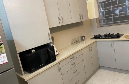 Bandra West Apartment | Ground floor 20 chimbai road bandra west - mumbai