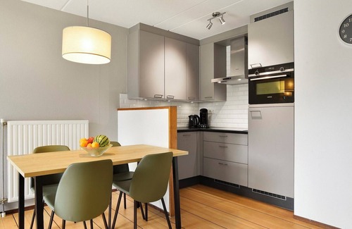 Brouwershaven Cottage | Ground floor apartment for 4 persons