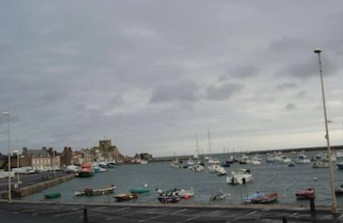 Barfleur Apartment | Ground floor apartment