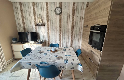 Cabourg Apartment | Ground floor apartment near the sea 32m2