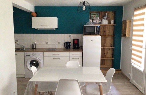 Ruoms House | Ground floor apartment in villa between river and city center
