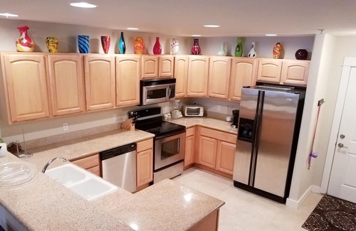 Westport Condo | Ground Floor Beach Condo Ocean Views Pool Hot Tub Gym Pet Friendly