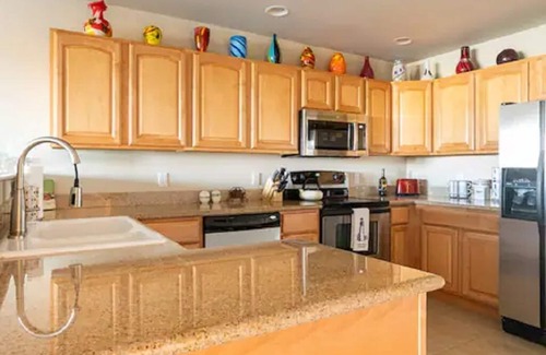 Westport Condo | Ground Floor Beach Condo Ocean Views Pool Hot Tub Gym Pet Friendly