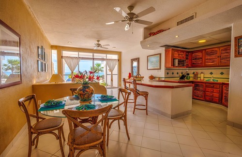 Akumal Condo | Ground-Floor Beachfront Condo with Pool & Daily Service