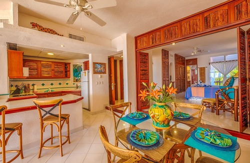 Akumal Condo | Ground-Floor Beachfront Condo with Pool & Daily Service
