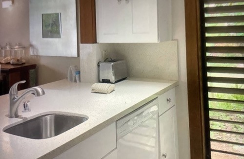 Poipu Condo | Ground-Floor Beachside 1BR Retreat with Private Patio, Lawn, Pool & Health Club