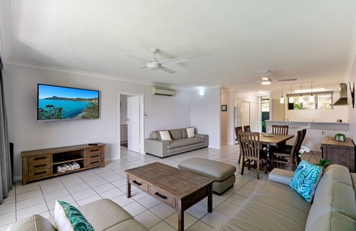 Hamilton Island Apartment | Ground Floor, Buggy Included - Hibiscus 004
