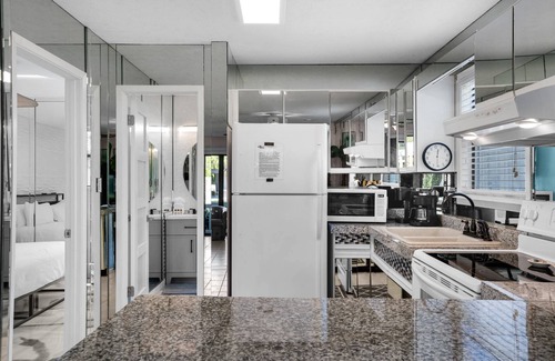 Seagrove Beach Condo | Ground Floor Condo | 2-Min Walk to Beach | Pools | Tennis | Shuffleboard | Sleeps 4 | WiFi!