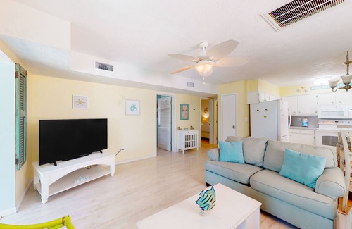 East End Condo | Ground-floor condo with gulf views, patio, sunroom, & easy beach access