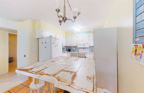 East End Condo | Ground-floor condo with gulf views, patio, sunroom, & easy beach access