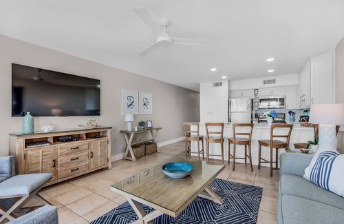 Crystal Beach Condo | GROUND FLOOR CONDO ON THE GULF BEACH