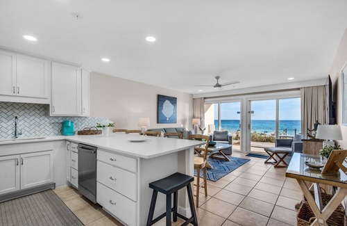 Crystal Beach Condo | GROUND FLOOR CONDO ON THE GULF BEACH