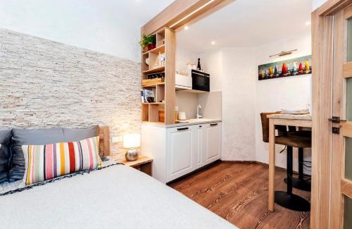 Rovinj Apartment | Ground Floor Gem (city centre)