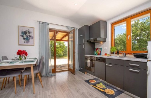 Kircija House | Ground floor house with beautiful panoramic view of the lake Butoniga