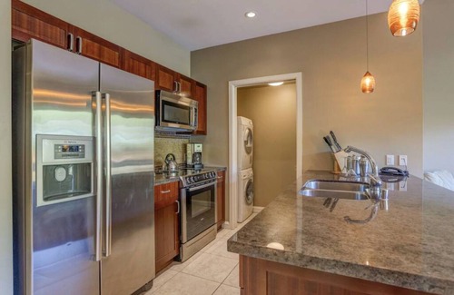 Honokowai Condo | Ground Floor Largest 1BR w/yard at Prestigious Honua Kai K146