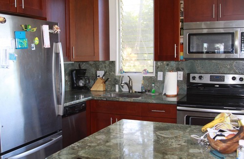 Kahana Condo | Ground Floor Oceanfront 2 bed 2 bath. 15 feet from the ocean