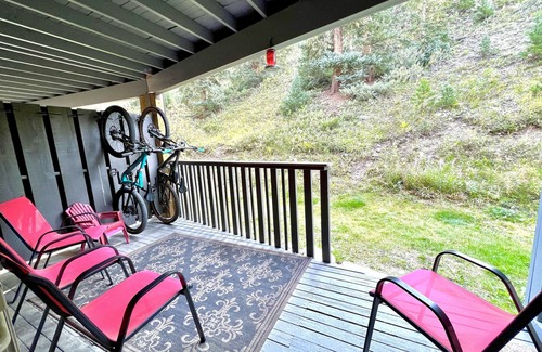 Winter Park Condo | Ground floor, remodeled, 3 bedroom condo is 10 minutes to Winter Park Ski Resort