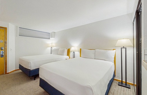 West End Cabin | Ground-floor room on Main St - pool & hot tub - walk to lifts, dog-friendly