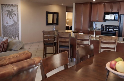 Puerto Penasco Condo | Ground Floor Spectacular 3.5B/3B Great Location 2 Master Bedrooms Las Palomas