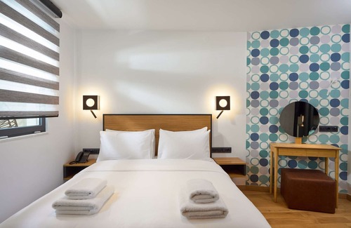 Sykies Apartment | Ground floor Standard Double Room