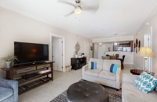 Fort Walton Beach Condo | Ground-Floor Condo At Waterscape Waterfall, Lazy River, Beach Chairs