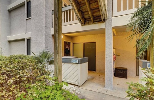 Hilton Head Island Villa | Ground floor, beautiful villa with fantastic location in Forest Beach