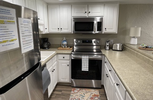 Panama City Beach Condo | Ground Floor, free Wi-Fi, sleeps 4, king bed/queen sleeper, 2-min walk to beach
