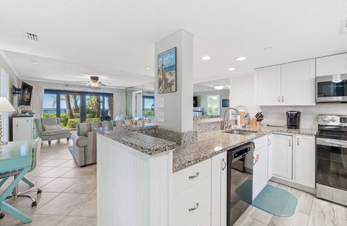 Lower Grand Lagoon Condo | Ground-Floor | Huge Patio | Steps to Pool and Beach | FLPCB9