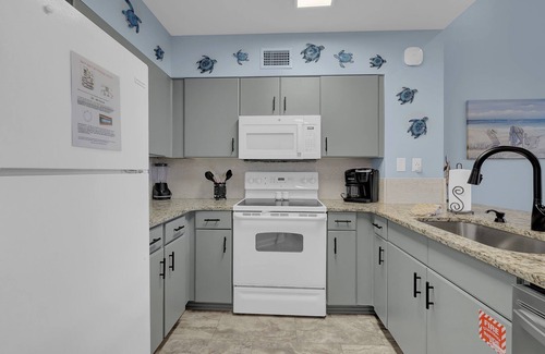 Panama City Beach Condo | Ground floor poolside! 2024 Under New Management!