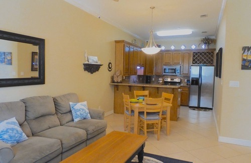 South Padre Island Condo | Ground Floor 2BR 2BA, Pet Friendly & Steps from the Beach!