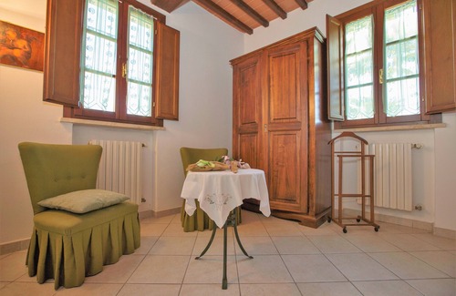 Fucecchio House | Groundfloor apartment ideal for couples and families, with a nice garden, pool