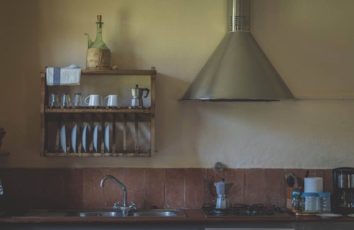 Bucine Other | Groundfloor apt with al fresco dining, shared pool & wi-fi on awarded winery.