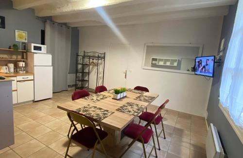 Azay-le-Rideau House | Group accommodation in the center of Azay le Rideau