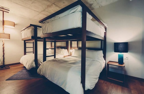 Bouldin Hotel | Group-Friendly Suite in South Congress Hotel, Austin