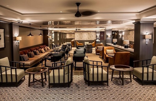 Gaborone Hotel | Group Getaway! 4 Contemporary Units with Free Parking and Shuttle, Outdoor Pool!
