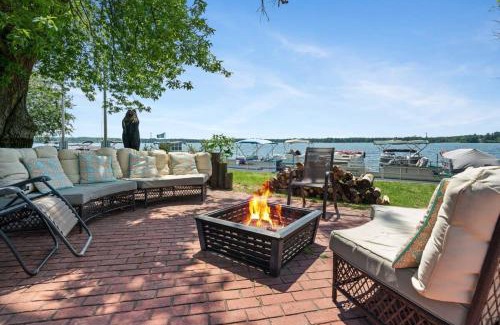 Mayfield Apartment | Group Getaway - 5 Lodges Together by Fife Lake