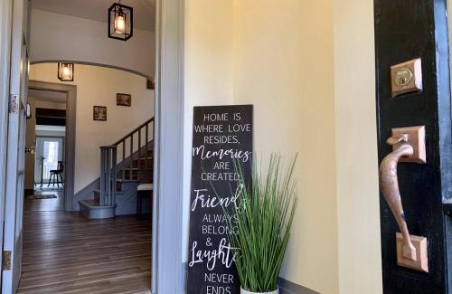 Downtown Niagara Falls House | Group HQ, 9BR Near Falls, Casino & Attractions