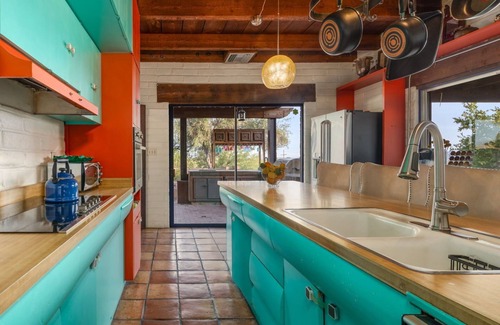 Casas Adobes House | Group Retreat Tucson Foothills Mountain Views Epic