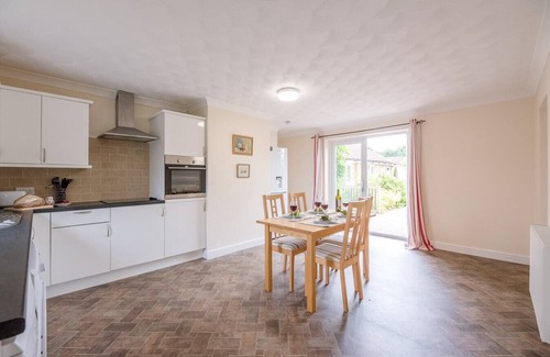 Woodbridge Apartment | Grove Farm Bungalow and Annexe, Dallinghoo