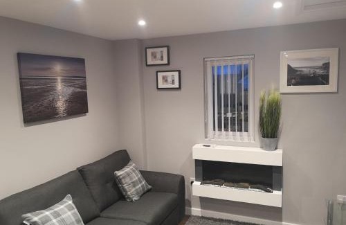 Milford Haven Apartment | Grove Lodge Pembrokeshire