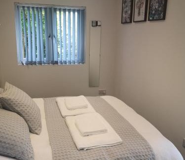 Milford Haven Apartment | Grove Lodge Pembrokeshire