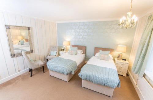 Canford Cliffs Hotel | Grovefield Manor