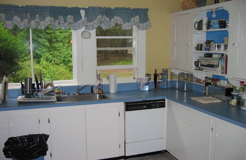 Blue Hill Cottage | Gruesome Gables - Beautiful 5 bedroom summer cottage near Blue Hill Village