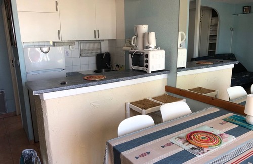 Gruissan Apartment | Gruissan (Aude). Quiet apartment with marina view and parking space